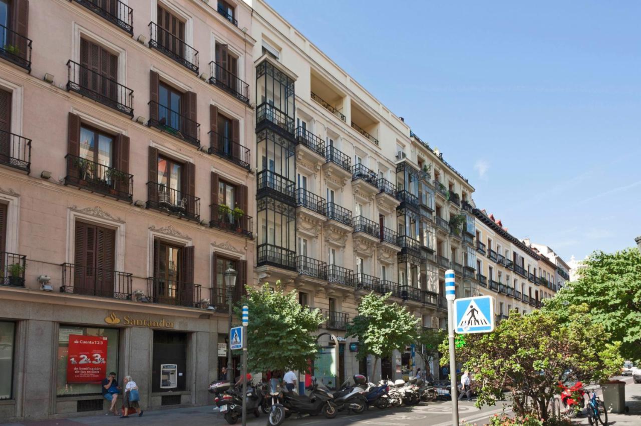 Plaza Mayor Apartment Madrid Bagian luar foto