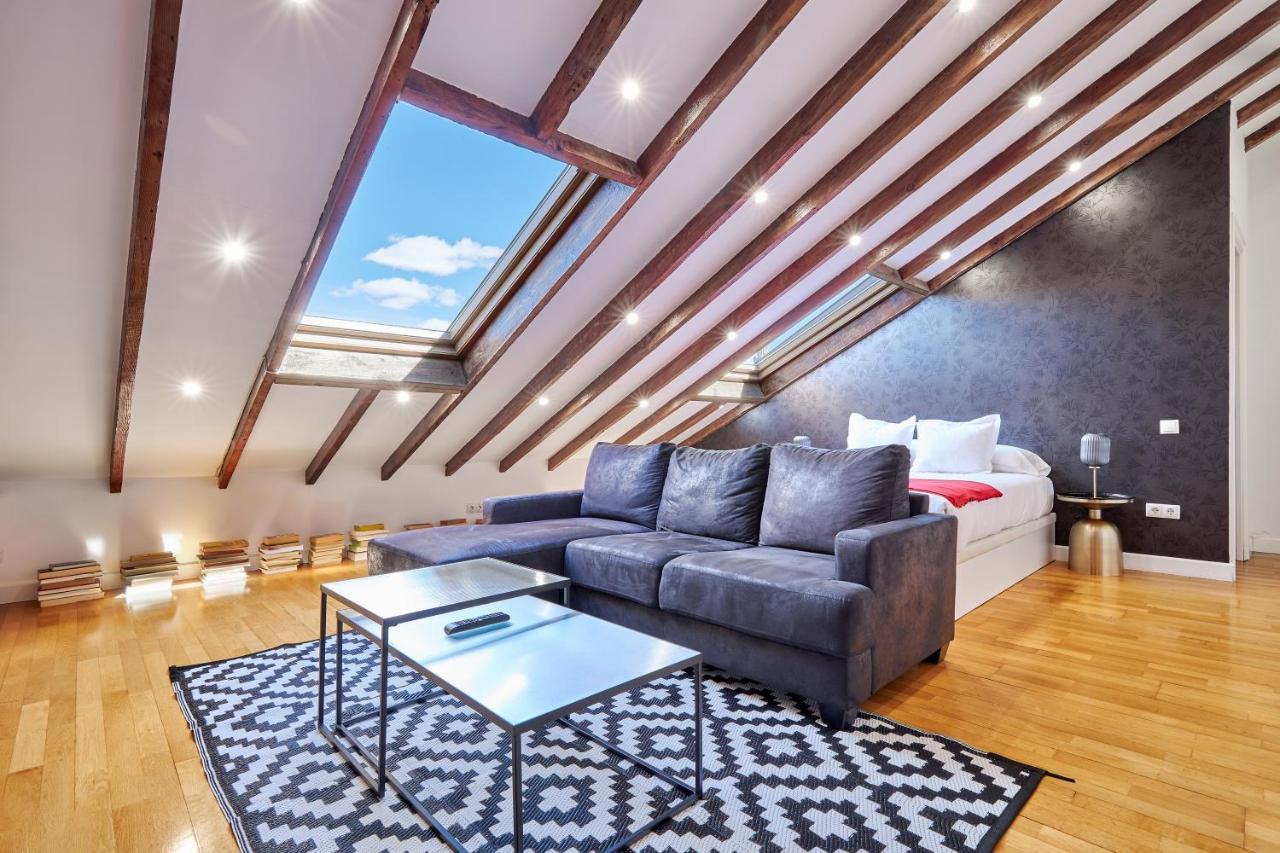 Plaza Mayor Apartment Madrid Bagian luar foto