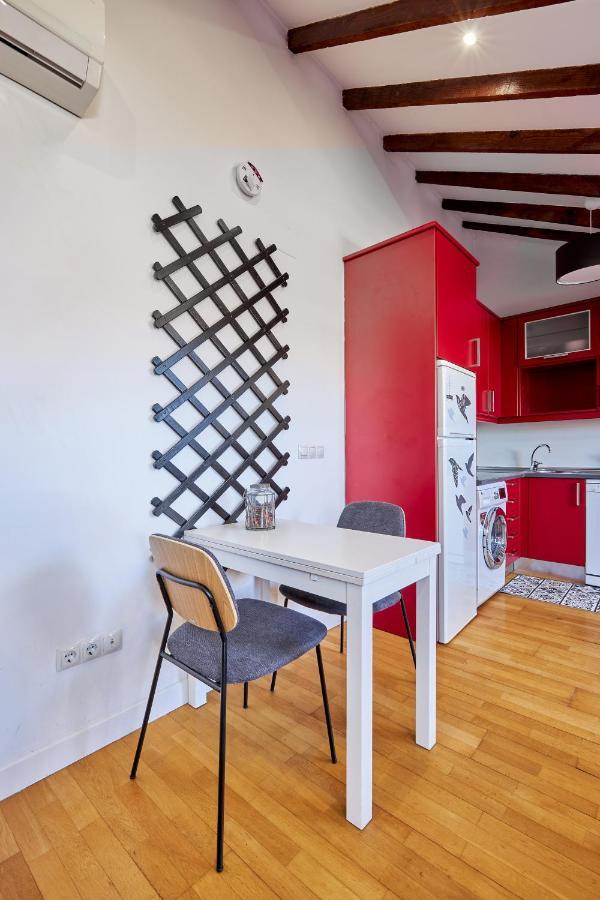 Plaza Mayor Apartment Madrid Bagian luar foto