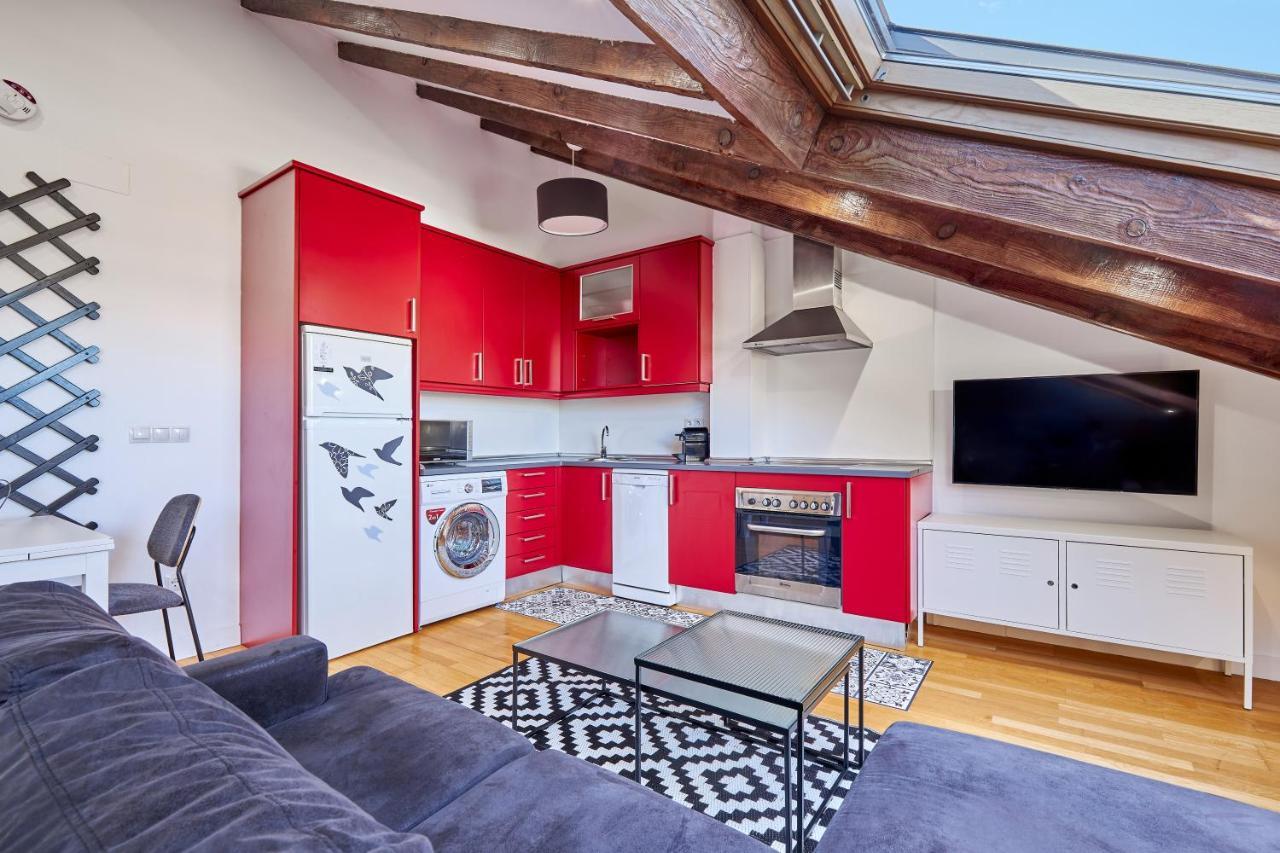 Plaza Mayor Apartment Madrid Bagian luar foto