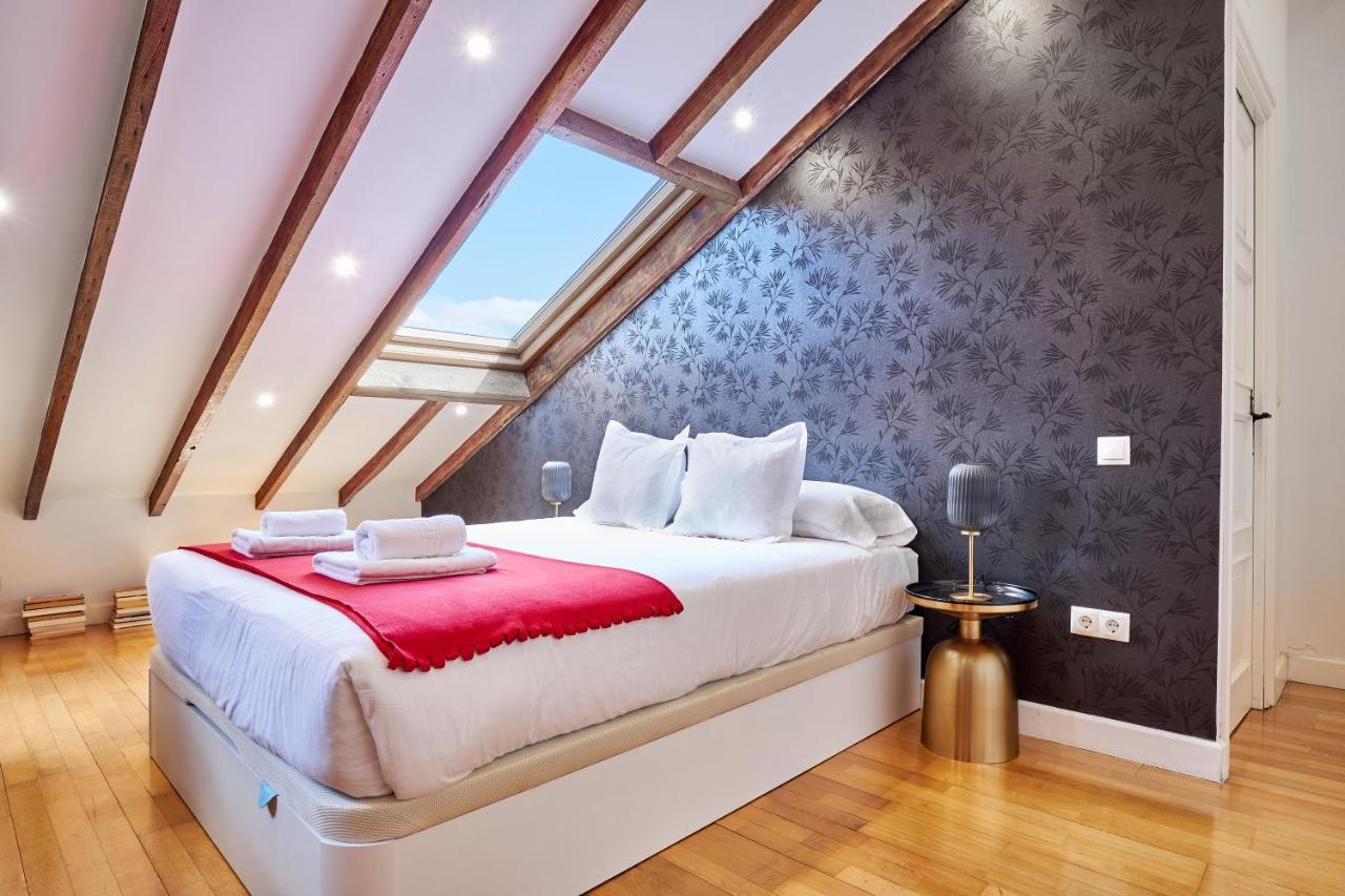 Plaza Mayor Apartment Madrid Bagian luar foto